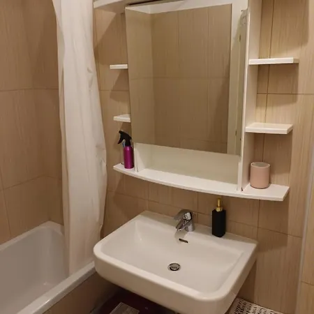 Lejlighed Comfortable Two Bedroom *